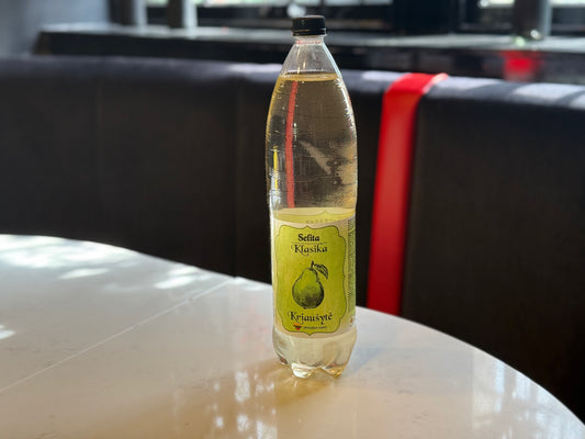 Kriaušytė (Pear) Lemonade